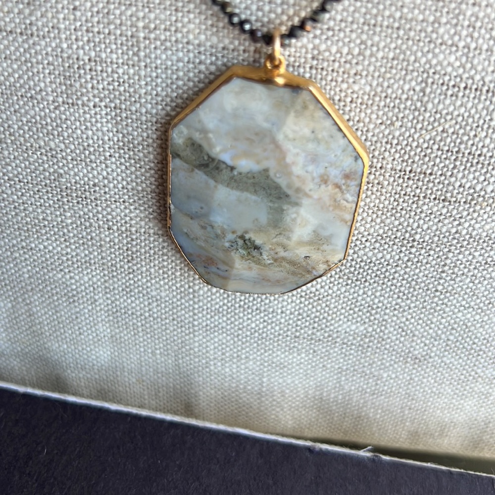 Agate and pyrite necklace handmade in Los Angeles